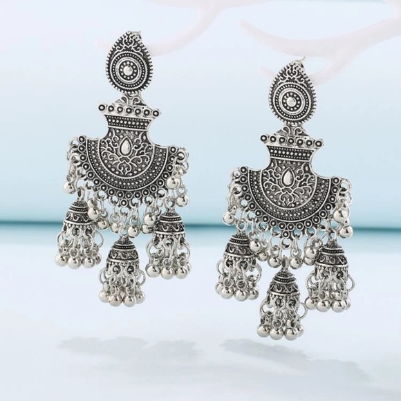 NWT Antique silver jhumkas/ Indian pakistani jewellery/ bead tassels jhumka - Picture 2 of 4